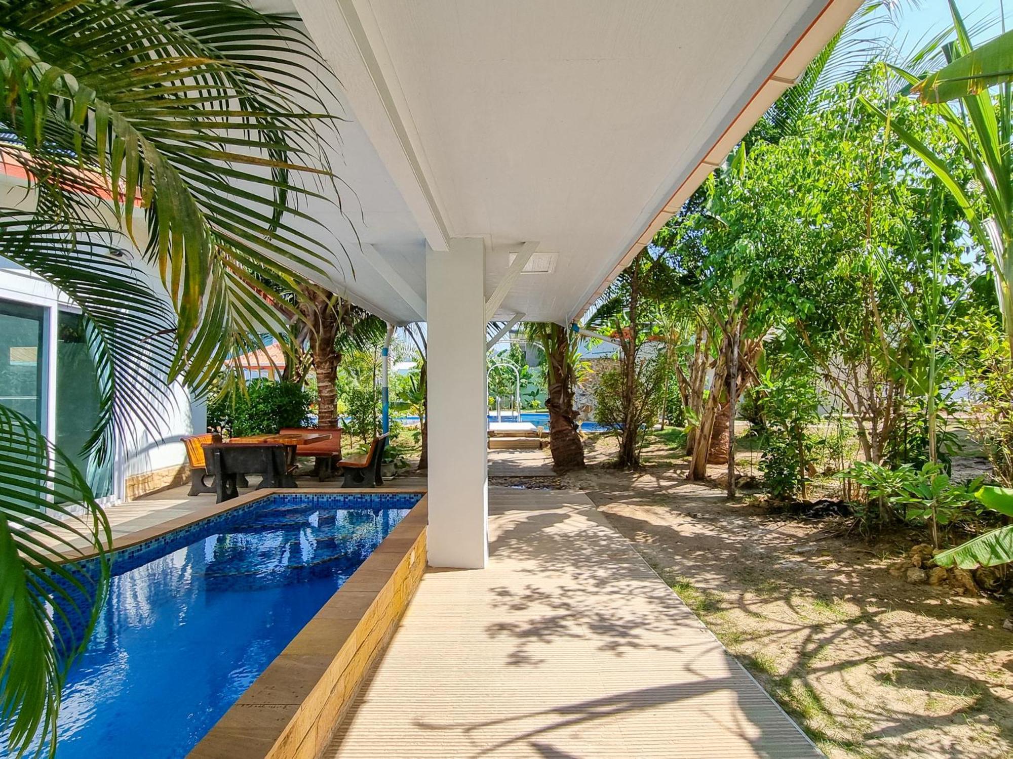 Tina's Living Paradise Ii - With Private Pool, 5 Min To