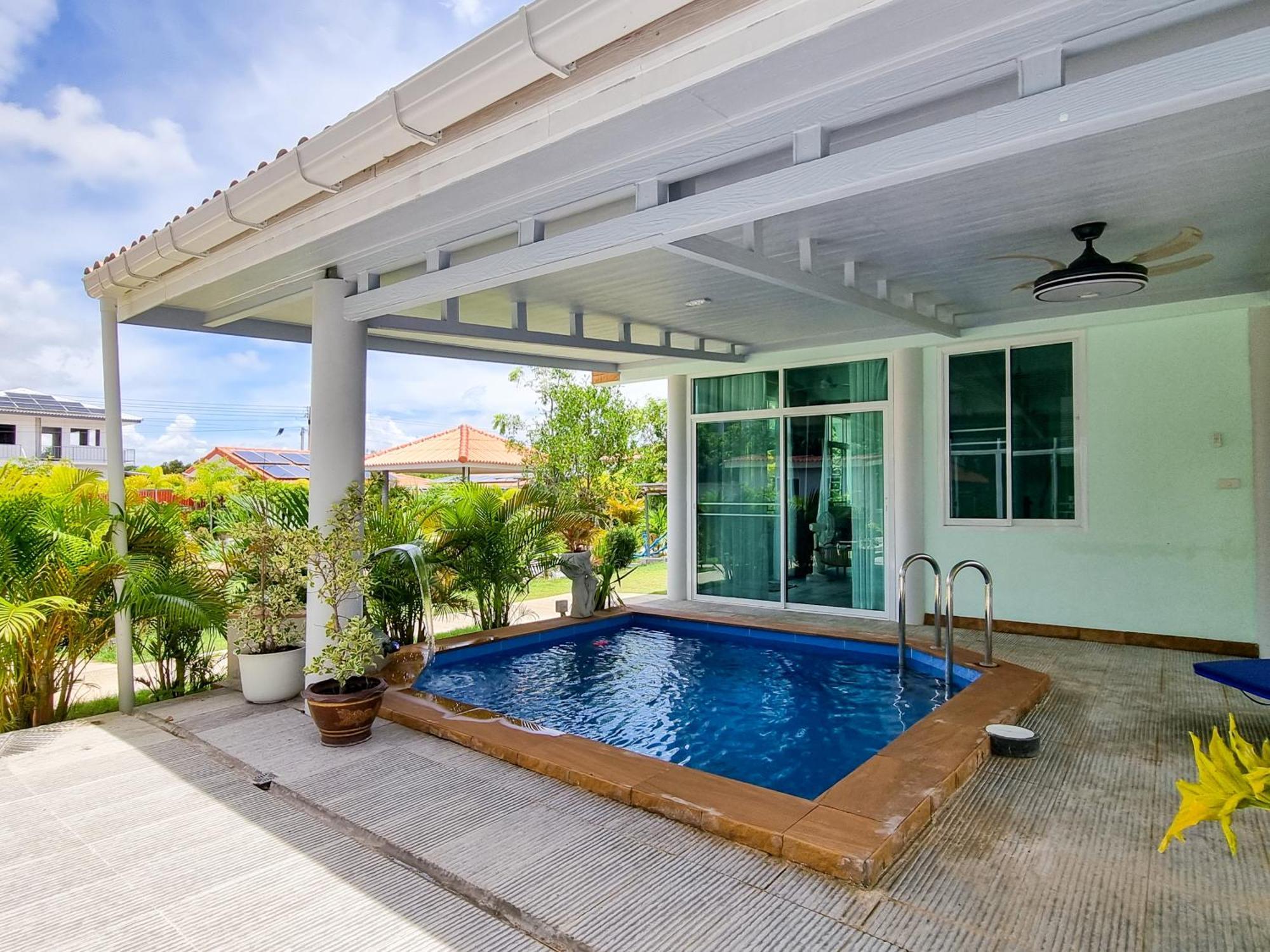 Holiday home Tina's Living Paradise Ii - With Private Pool, 5 Min To *